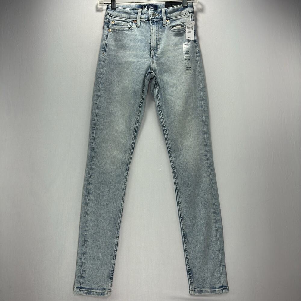 GAP Womenโs 00 Universal Skinny Jeans Light Wash Stretch Denim NWT